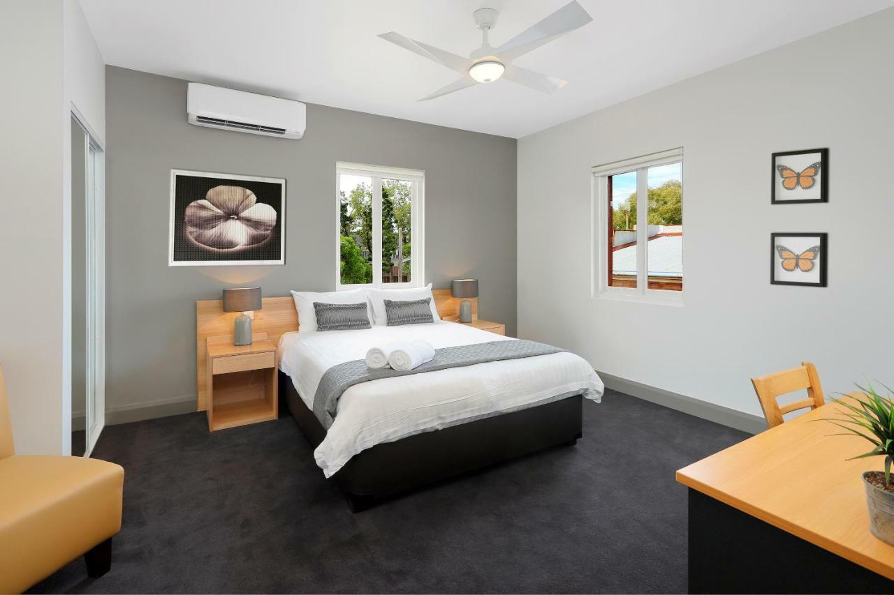 Kingsgrove Hotel Sydney Exterior foto